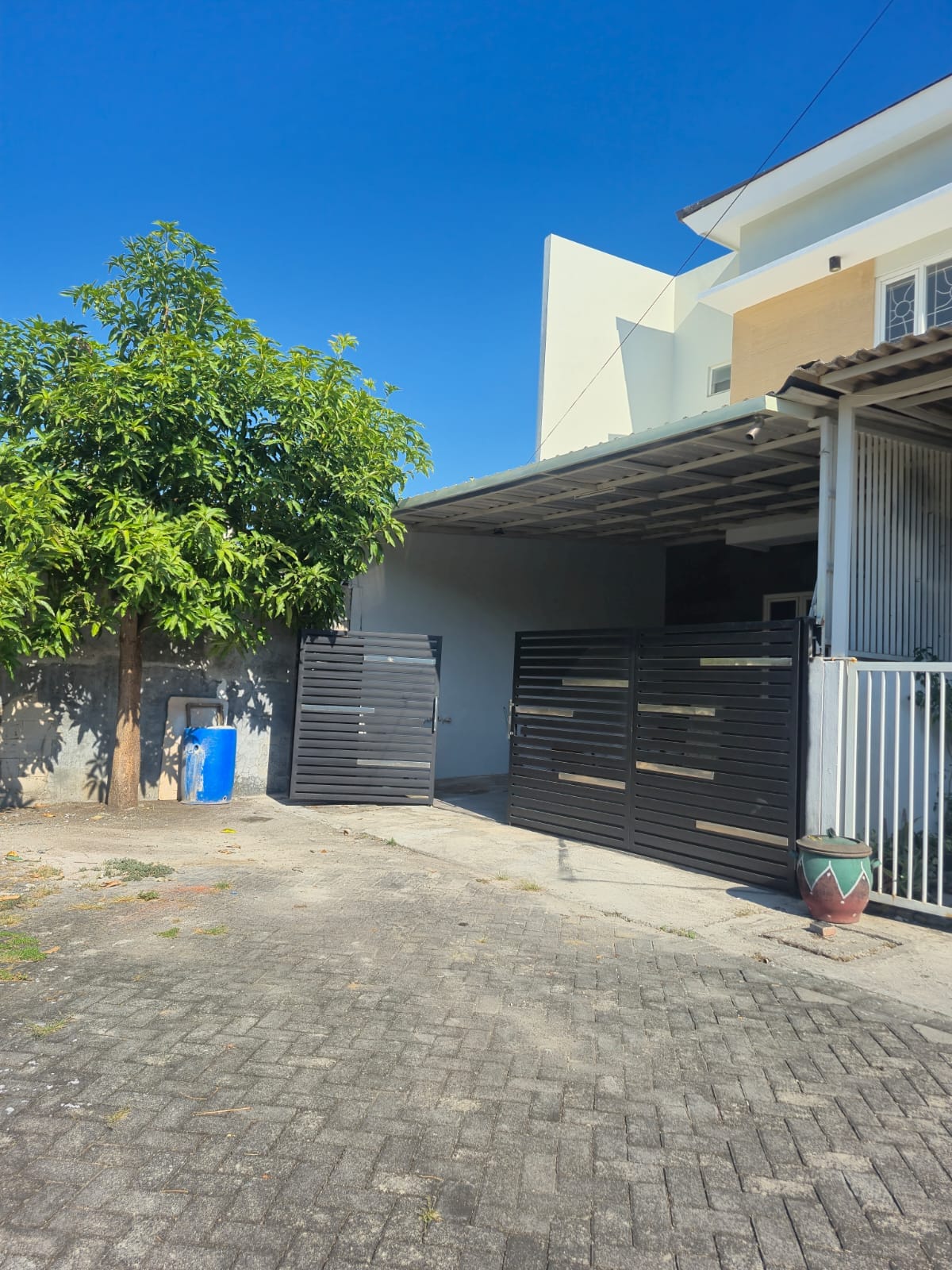 Rumah baru 2 Lantai Selangkah MERR, Wisma Kedung asem indah 2